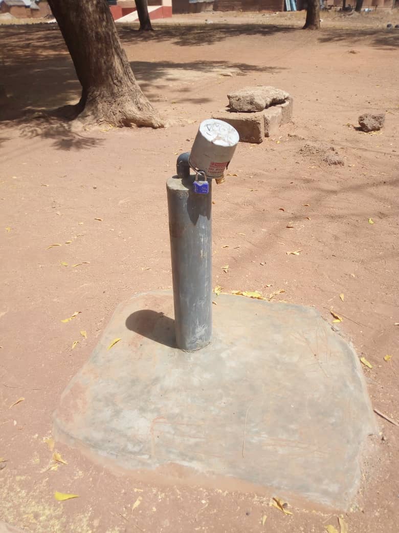 PeaceforlifeG's tweet photo. Peace for life Ghana continue to provide access to water for rural communities in rural communities including less endowed school within west mamprusi in the north east region of Ghana. https://t.co/ZpBKgoeztq