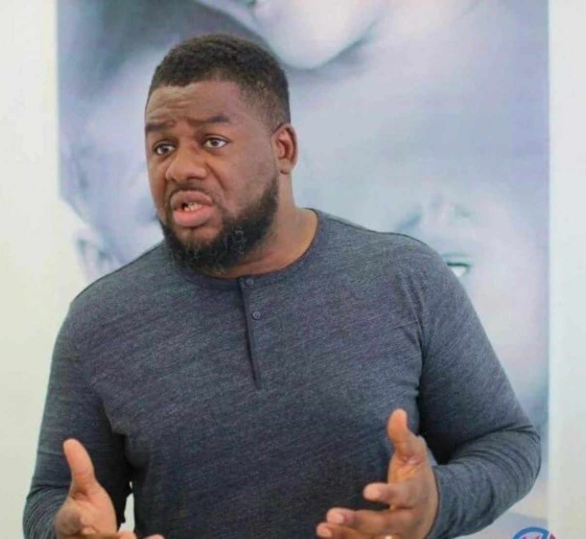 Kofi Kinata is better than Ambolley- Bulldog on SHOWBIZ XTRA
<a href="/HAPPY989FM/">Happy 98.9 FM</a> <a href="/MbBuabeng/">Mercy Buabeng</a> @etv_ghana