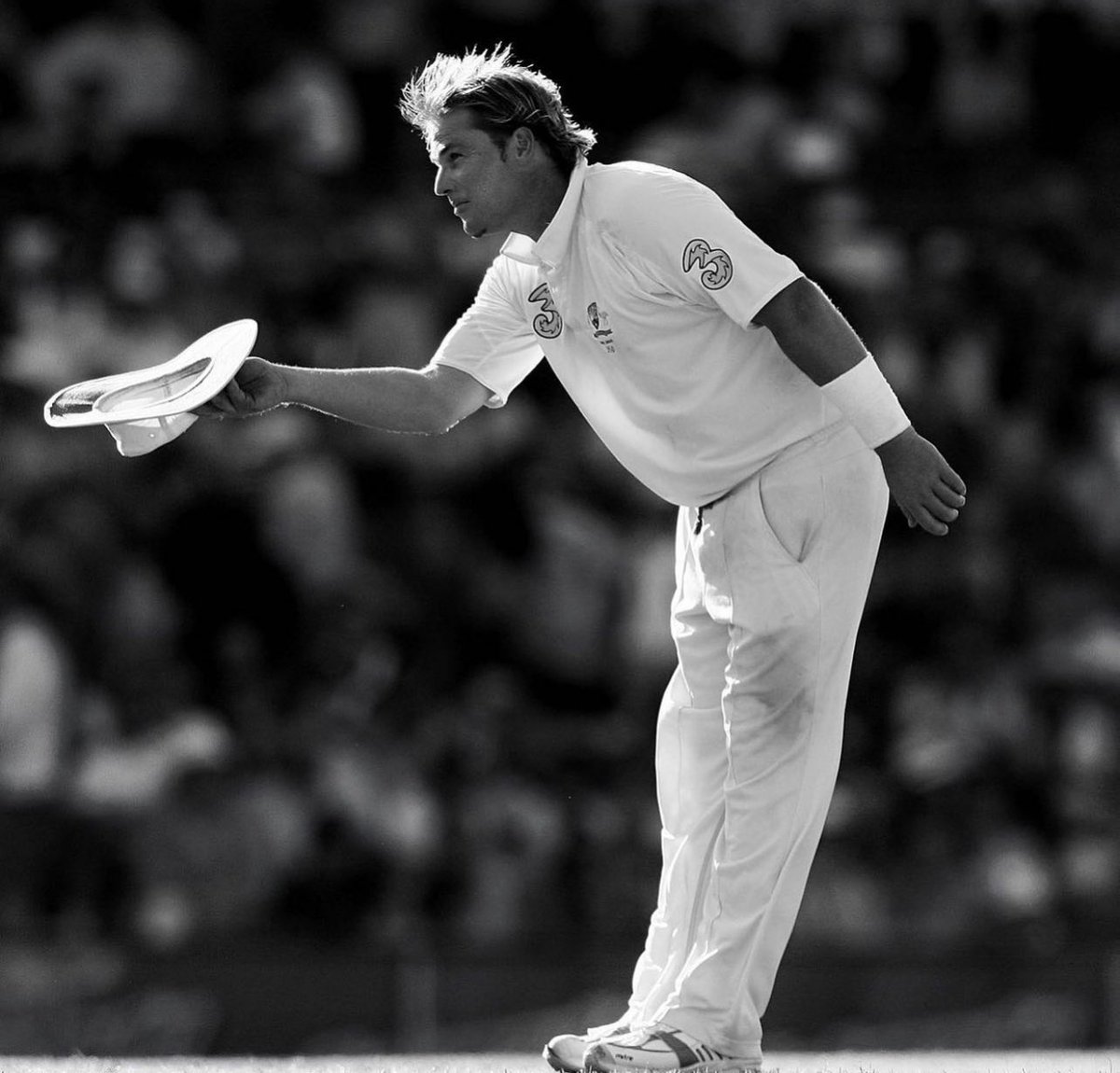 Piers Morgan (@piersmorgan) on Twitter photo Shane Warne was the only one of Wisden’s 5 greatest cricketers of 20th Century not to be knighted. He wasn’t Mother Teresa but if Gavin bloody Williamson can get a gong then so should Warnie, posthumously, for services to cricket & charity. Make it happen <a href="/BorisJohnson/">Boris Johnson</a> #SirShane Shane Warne was the only one of Wisden’s 5 greatest cricketers of 20th Century not to be knighted. He wasn’t Mother Teresa but if Gavin bloody Williamson can get a gong then so should Warnie, posthumously, for services to cricket & charity. Make it happen <a href="/BorisJohnson/">Boris Johnson</a> #SirShane