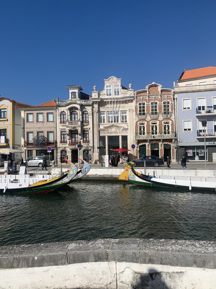 Esta mañana “Clase Business” viaja hasta Portugal.Nos acompaña Maria de Lurdes Vale ,Directora de la Oficina de Turismo de <a href="/turismoportugal/">Turismo de Portugal</a> en España y también con una persona referente del turismo en España Gabriel Subías ,CEO de W2M.
Hoy con <a href="/elefrai/">Elena Fraile</a> y <a href="/Ftomas75G/">Fernando Tomas</a>