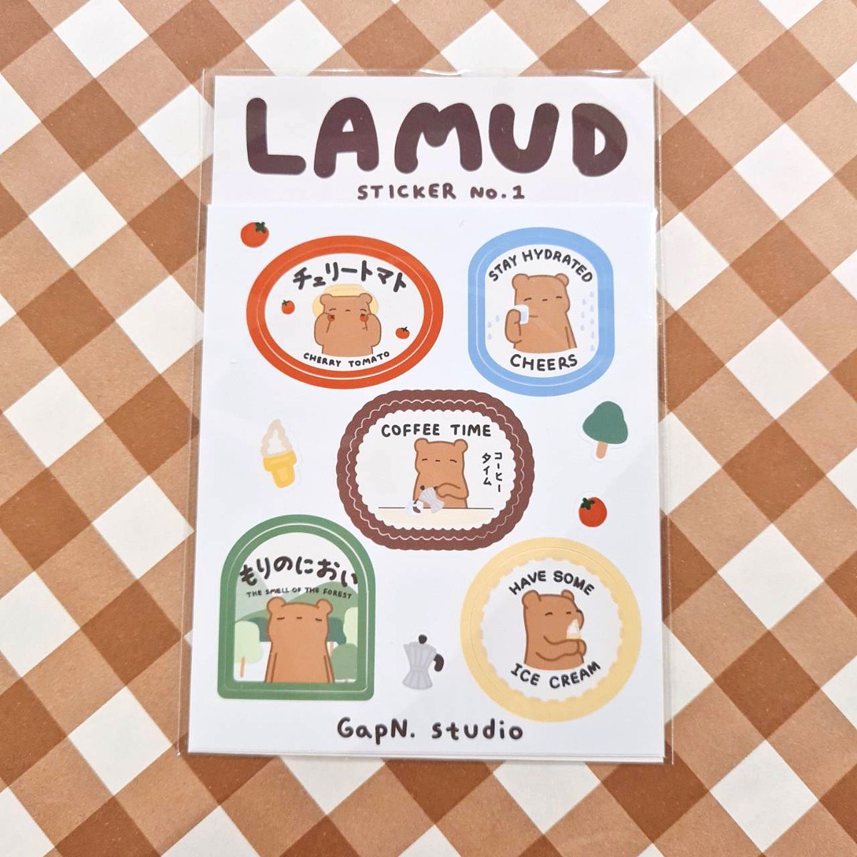 สติกเกอร์น้องละมุด 🐻☁️ ต้าวหมีน้อยน่ารักจาก <a href="/GapnStudio/">gapN studio🐻งานหนังสือ R08</a> มาทั้งแผ่นเล็กแผ่นใหญ่ ชอบแบบไหน หยิบใส่ตะกร้าเลยฮับ 🧺

Price : 
- แผ่นเล็ก (A7) : 50.-
- แผ่นใหญ่ (A6) : 65.-
