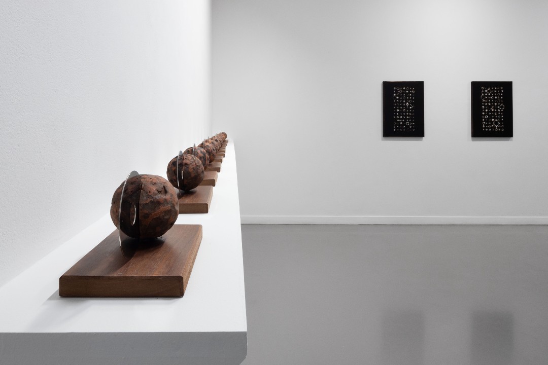 Last weekend to view: Remco De Fouw RHA, Tales of Hyperborea. showing in the RHA Ashford gallery. Exhibition closes this Sunday 6 March.

View and purchase works here: rhagallery.ie/events/exhibit…