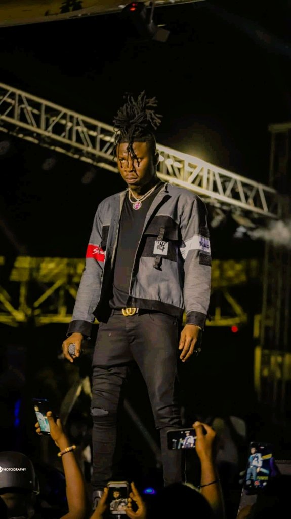 #LongLiveStonebwoy 
#Album5 
It's a Bhim day💙💙🎂🍻🍾🥂🍷🥃 <a href="/stonebwoy/">THE TORCHER</a> 🥰