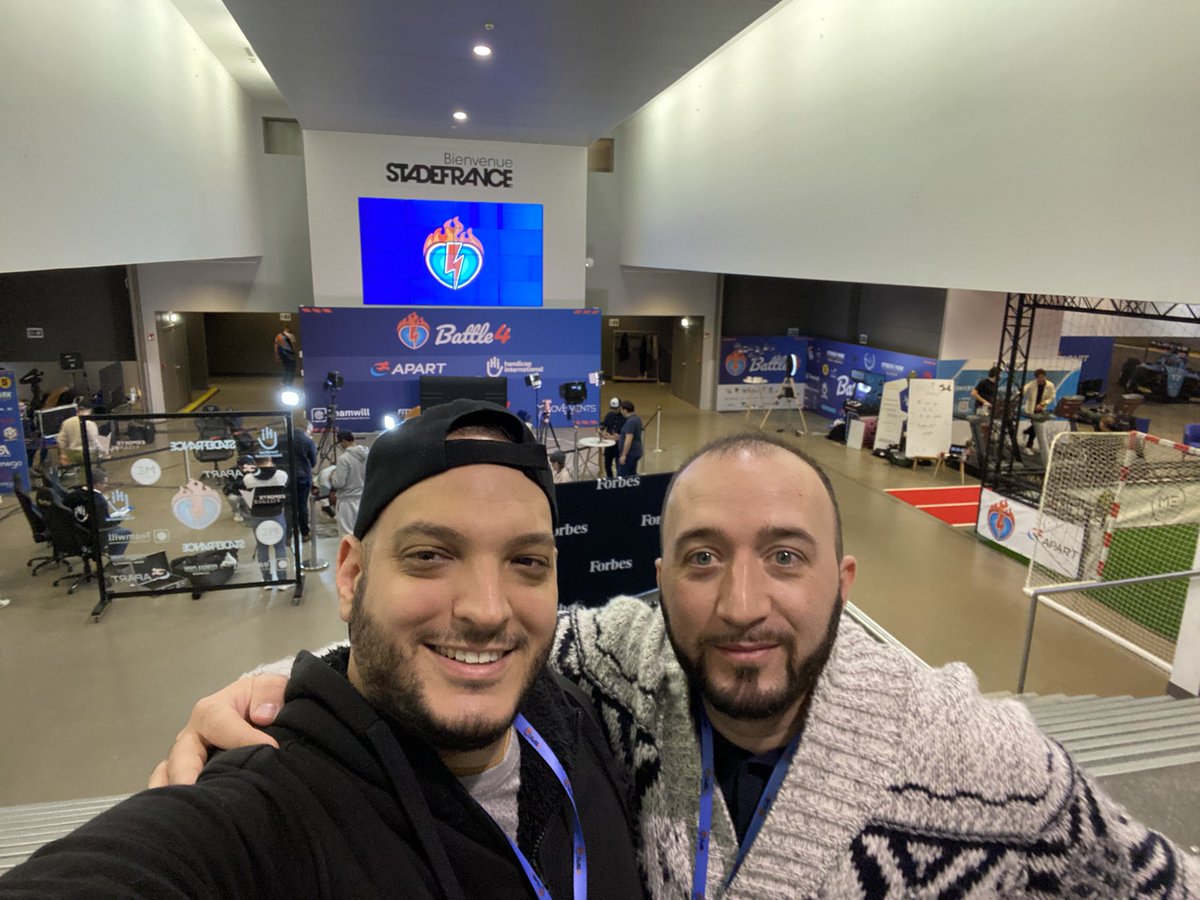 C’est reparti pour la deuxième journée au <a href="/StadeFrance/">Stade de France</a> pour l’événement caritatif #battle4 pour la cause de <a href="/HI_france/">Handicap International France</a> et <a href="/apartassoc/">apartassociation</a> 

N’hésitez pas à suivre l’événement sur #Twitch avec les différents live ou sur la chaîne 

▶️ twitch.tv/esportvillage