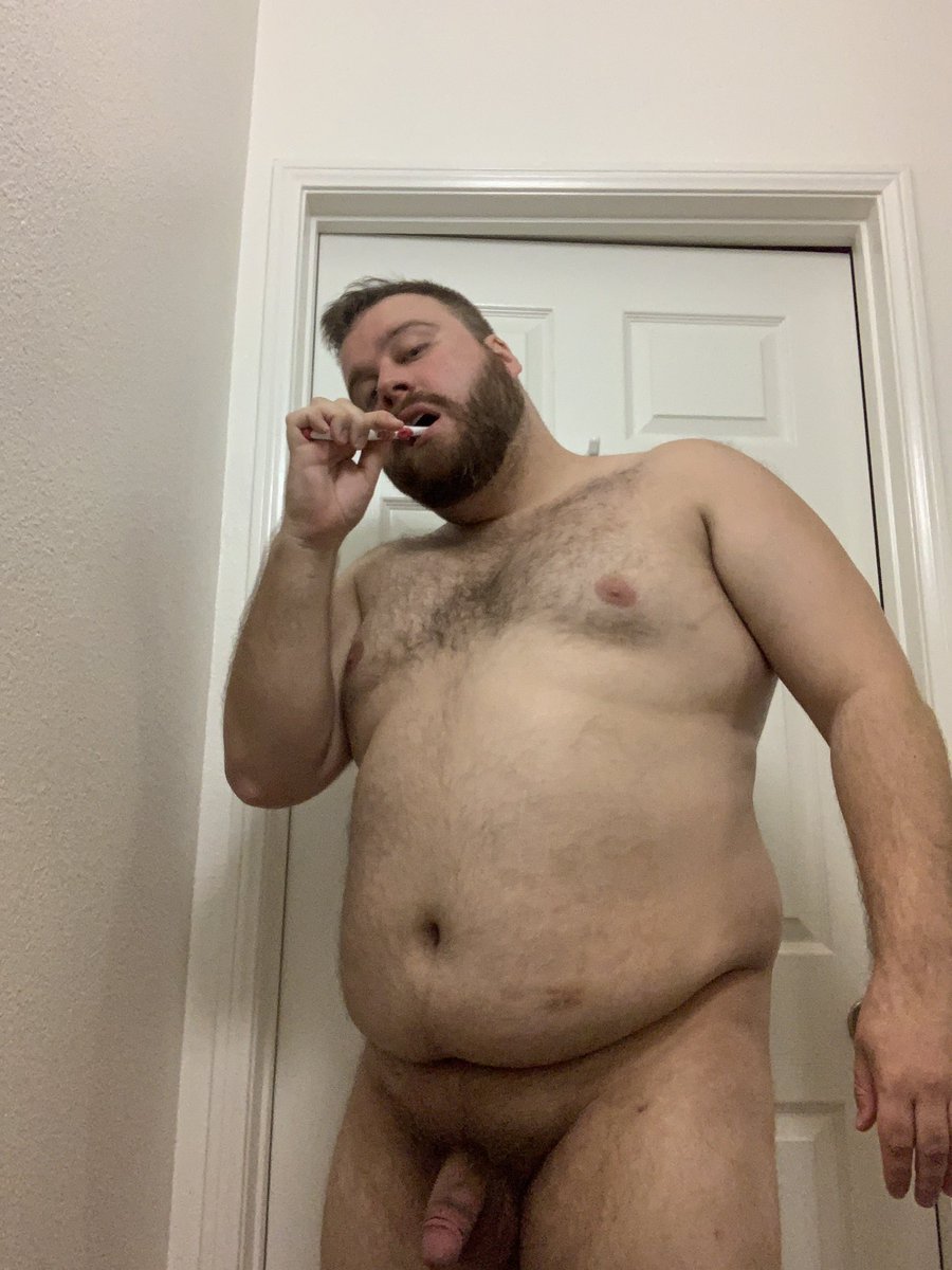 BradVentureXXX's tweet photo. New nude dropped, half mast https://t.co/Vf2aUIZZkF