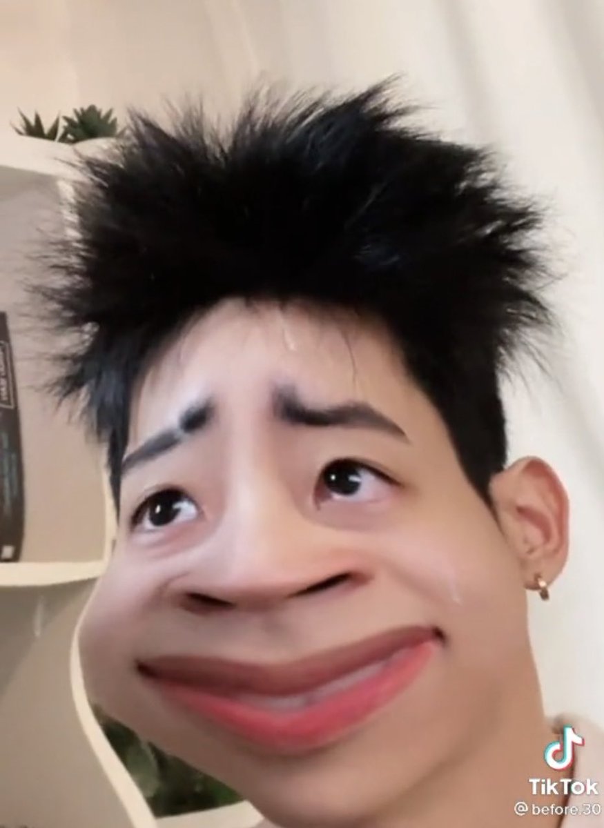 DoookDaak's tweet image. พี่จีสุพัดหนูขอโทด5555555555555555555555555