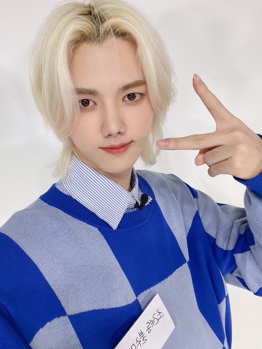 잼둥이들! 리그오브아이돌 비티들편 보고 왔어? 
아직 안봤으면 빨리 보고오기!!!
빨리 보고 오라는 의미로 선물 또 투척😆

#리그오브아이돌_크래비티 #잼스터 #크래비티 #CRAVITY