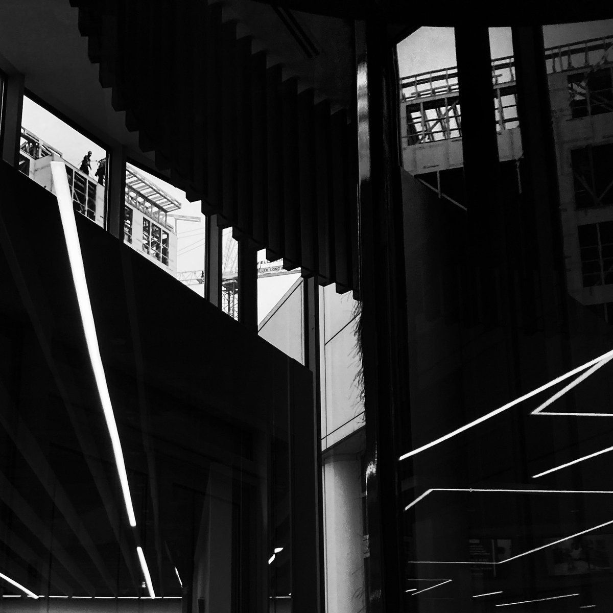 gm
Port Covington construction in #Baltimore. #blackandwhite #photography