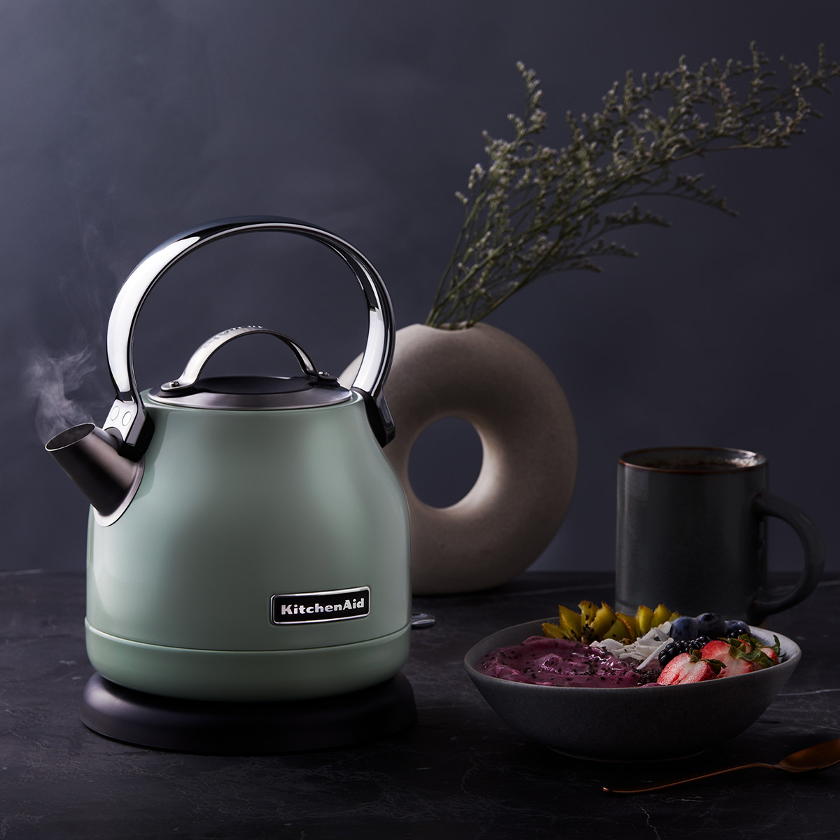 ShopTSC's tweet photo. Mornings are best spent at home with a hot cup of tea and a side of relaxation. βοΈπ
Pour yourself a cup with this sleek electric kettle from KitchenAid > https://t.co/MgtKPePwxs #ShopTSC #LetsLiveBetter https://t.co/fNQWpFx46o