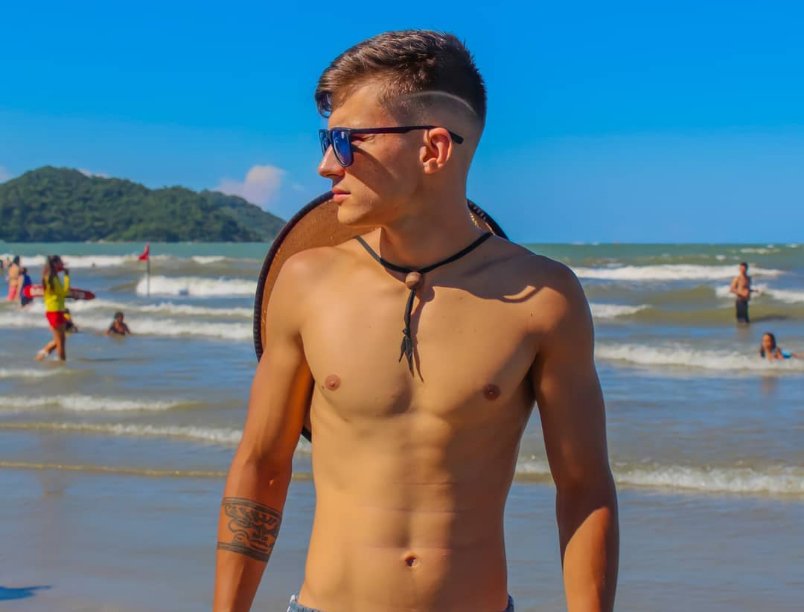 a_n_tonyy's tweet photo. Deixem elogios ππ₯
#viral #boy #SHAPEtoken https://t.co/zEpqPz0QSx