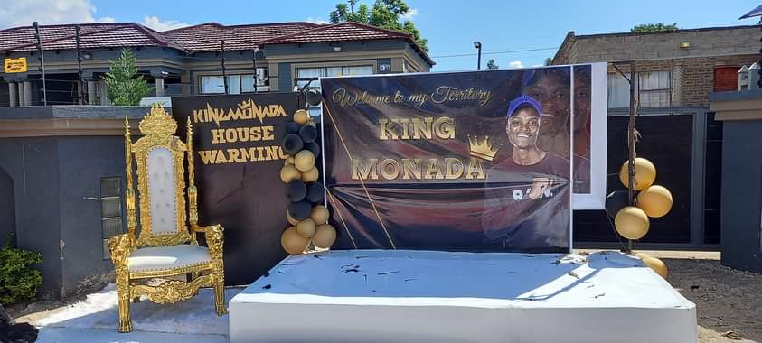 KingMonada's tweet photo. KING MONADA'S HOUSE WARMING 🔥🔥🔥🔥🔥🔥🔥🔥🔥🔥🔥🔥🔥🔥🔥🔥🔥🔥🕺🏽💃🏽🕺🏽💃🏽🕺🏽💃🏽💃🏽💃🏽💃🏽 https://t.co/lK1lCVba3g