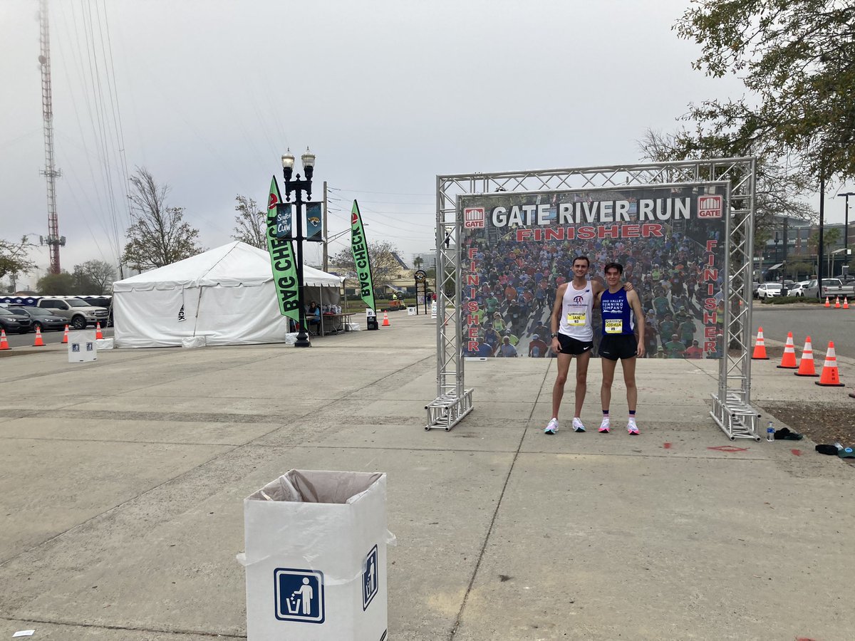 CJPTRI's tweet photo. Great Day at USATF 15 K championship.  Josh 24th @ 45:31 and @1Kellogg 43rd @ 47:35.  Way to represent @OhioXCTF and @RunAmherst and @OHValleyRunning https://t.co/ndhRCmnCzZ