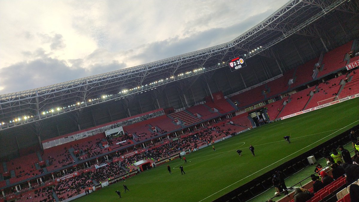 ilk1903nur's tweet photo. #Aloooo
Ses gelmiyor
@Samsunspor
Saha içi admini değiştirin
Canlı kanlı heyecanlı #Admin lazım
Ruhsuzluğa gerek yok 😡😡😡 https://t.co/XJTcSHd7gs