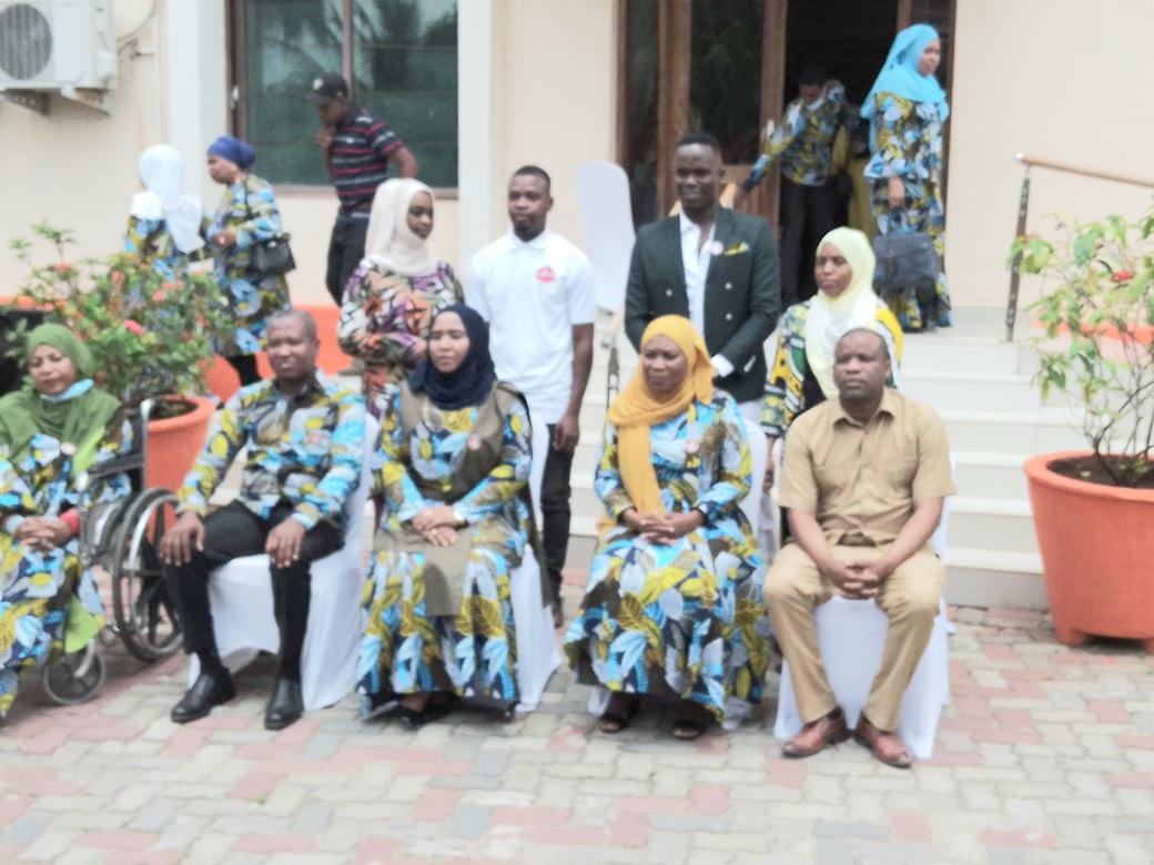MKE wa makam wa Pili wa Rais Zanzibari Sharifa Omar Khalfan, leo amefunga mafunzo ya ujasiriamali ya Mwanamke Fanikisha yaliyokuwa yakiendesha kwa muda wa wiki moja na watoa mada tofauti katika ukumbi wa Abla apatiment.