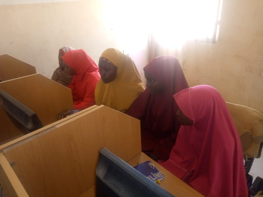 BYDABunza's tweet photo. Another set of trainees. We were also blessed with the visitation from the sponsor of the program @aliyu_jaji  BUNZA, Professor UMAR ALIYU BUNZA and ALH. FARUKU KALGO (JAMB OFFICE GUSAU) BYDA really appreciate your visitation and encouragement✅ https://t.co/Co7TOgarxI