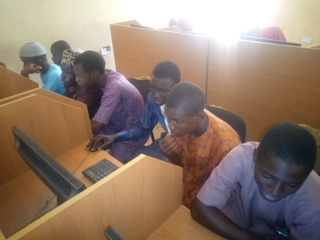 BYDABunza's tweet photo. Another set of trainees. We were also blessed with the visitation from the sponsor of the program @aliyu_jaji  BUNZA, Professor UMAR ALIYU BUNZA and ALH. FARUKU KALGO (JAMB OFFICE GUSAU) BYDA really appreciate your visitation and encouragement✅ https://t.co/Co7TOgarxI