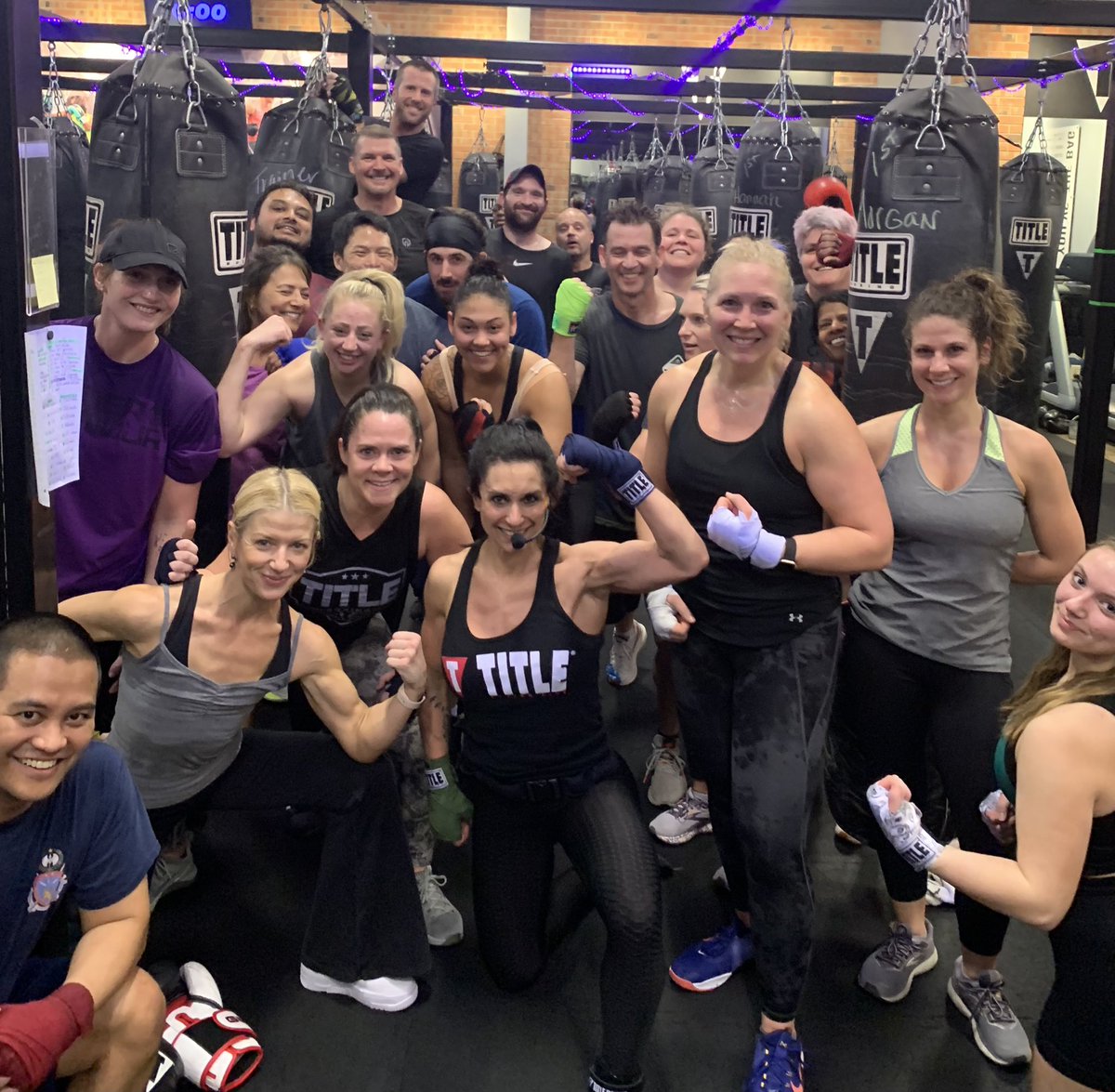 TBCcamphill's tweet photo. Rockin that Friday Night with the #titlefam #badass #motivation #accountability #results #boxing #mechanicsburg #camphill #kickboxing #getfit #titleboxingclub https://t.co/CvplqlFBZ5