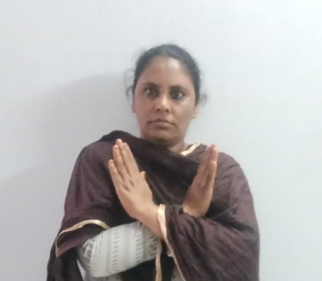 IndShweta's tweet photo. हिना मुनीर जी लखनऊ शहर के गोसाईगंज ब्लॉक में पिछले 5 वर्षो से महिलाओं और किशोरियों के साथ जुड़कर हिंसा, स्वास्थय, सुरक्षा के मुद्दे पर बहुत ही संवेदित हो कर कार्य कर रही है। 
@UPMahilaKalyan 
#BreakTheBias https://t.co/XzB8qO0OVR
