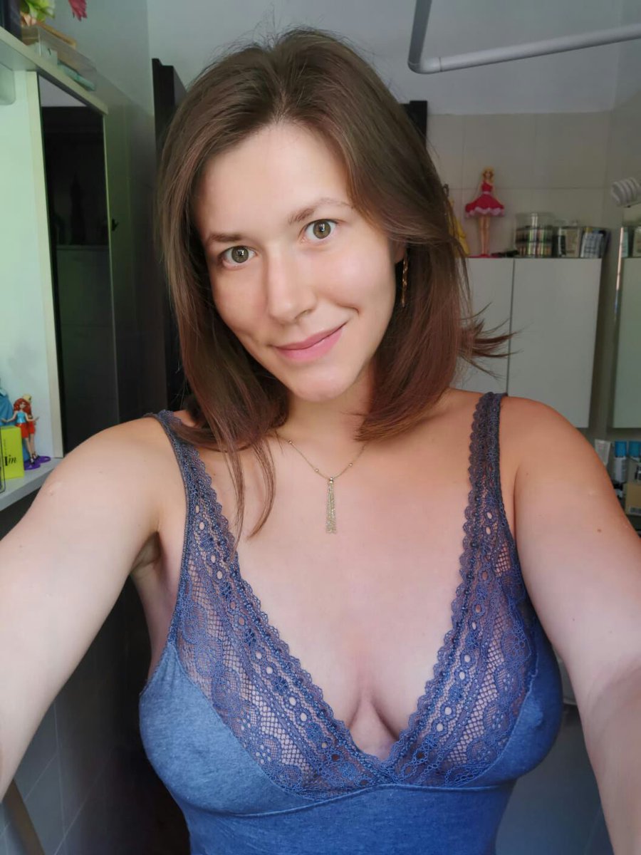 AnnaSpase6's tweet photo. morning selfie 😘
RT! https://t.co/y0O3YsfXd4