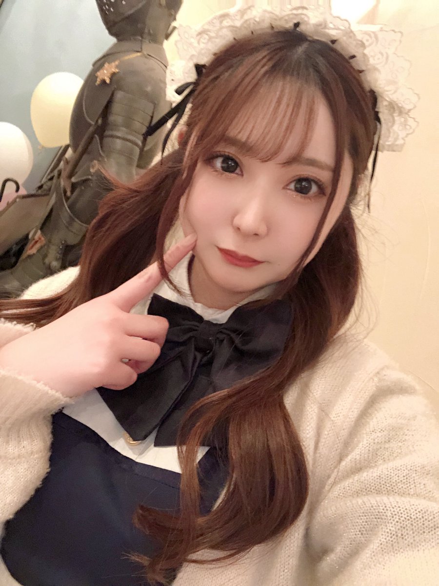 lily_Bonchan's tweet photo. 本日もありがとうございました🥺👊
最後にきてくれた新規の4人組！
愉快でとっても楽しかったです✡️

次は11にち19時か��👊
まってます👊 https://t.co/ZicLOji8K7