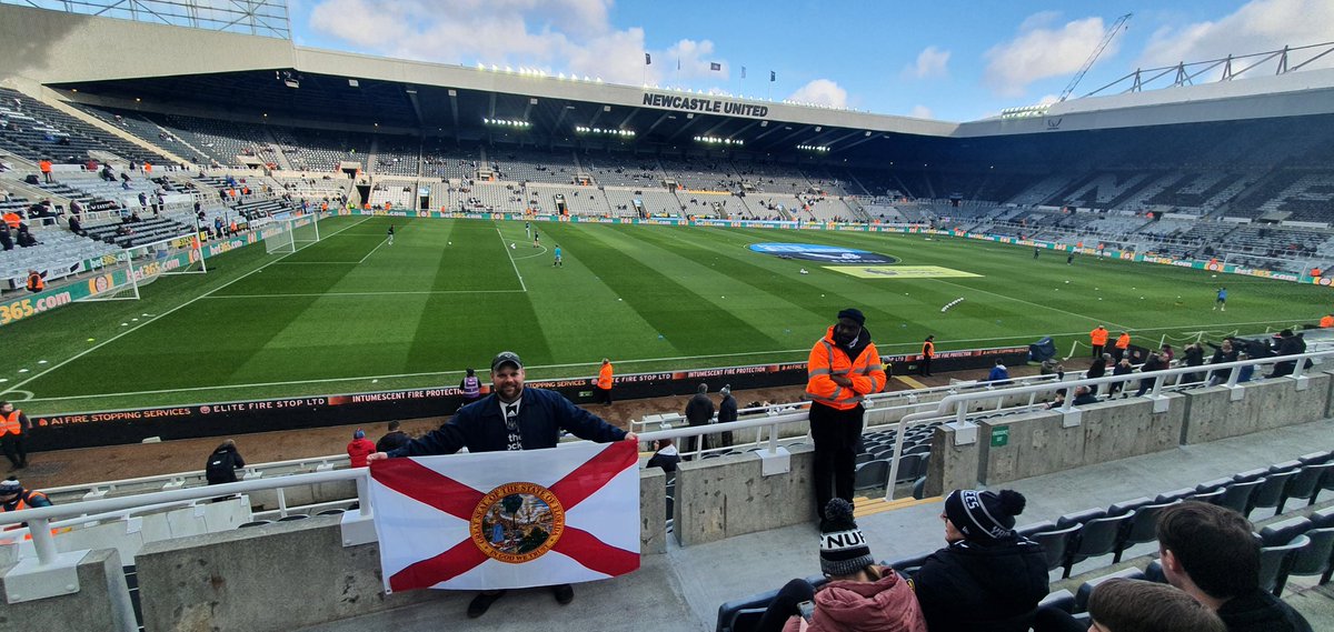 djdafty's tweet image. All the way from the #USA #FLORIDA @DithMital 🙌❤️🇺🇸 #nufc @toonarmy_com @ChronicleNUFC @NUFC @NewcastleFansTV