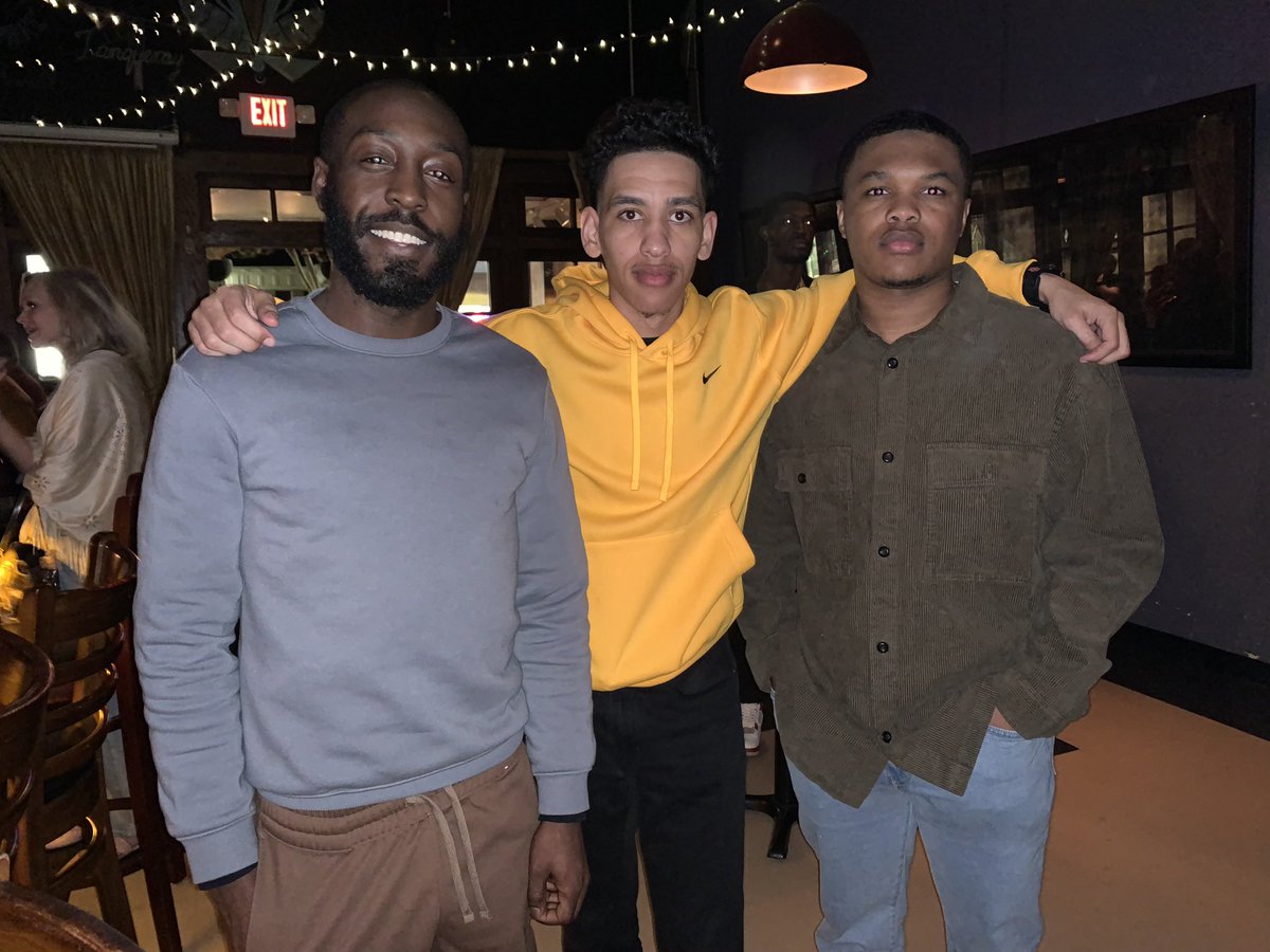 bliles14's tweet photo. Family over everything. @denzel_hanes @_wwpcd https://t.co/Zch1fT03Cr