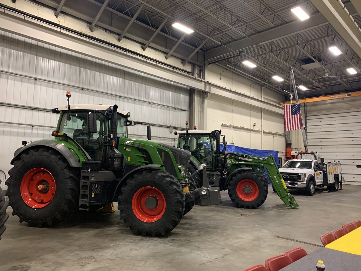 SamMillar_Ag's tweet photo. Customer Appreciation Breakfast this morning in Huron. Come get some of the best pancakes in Huron! https://t.co/0xYMMen6le