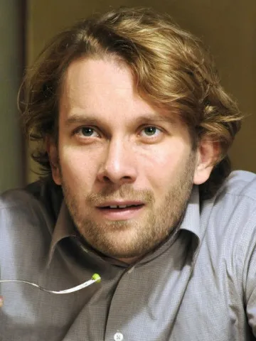 Deutscher Herr der Ringe Cast - Ein Thread

Christian Ulmen als Bilbo Beutlin