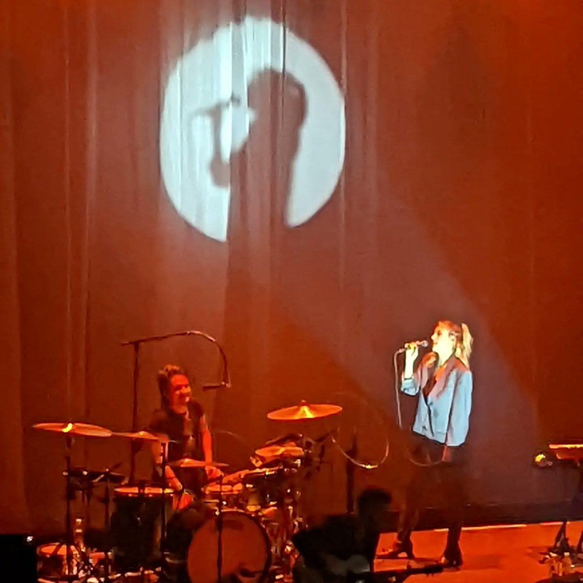 matthewaquinn's tweet photo. @wolfalicemusic @LuciaBestBoys @chooselove Great night! https://t.co/JMSNsvnJr6