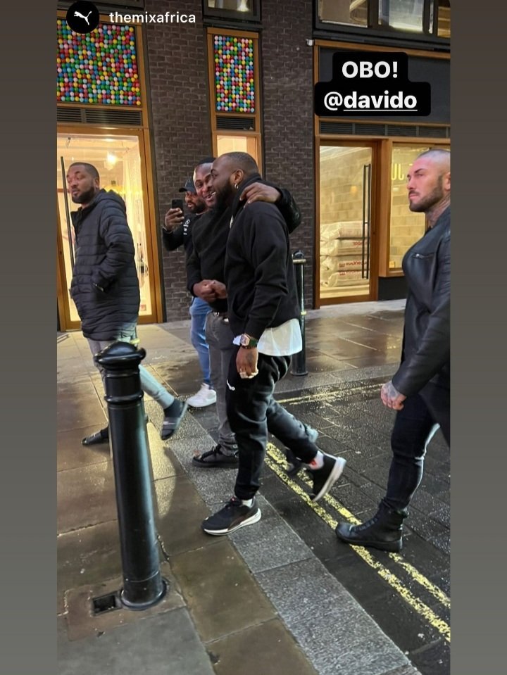 WatsonKelvin2's tweet image. We Go Reck Dem All! If U Know U Know!!!🔥🔥
#30BG let's gather here and say a prayer for @davido🙏
#WRBLO2
#DavidoO2
#DavidoatTheO2