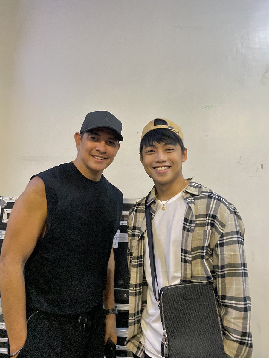 BenedixRamos's tweet photo. I just want express how kilig I was when I had this first moment with my biggest idol, my greatest music influence, sir @GaryValenciano1!!! 😍 I never thought my "ASAP" dream would turn into reality! Glory to God! 🙏🏼

#ForeverFanBoi
#ASAPNatinTo https://t.co/B5g5Vv8keK