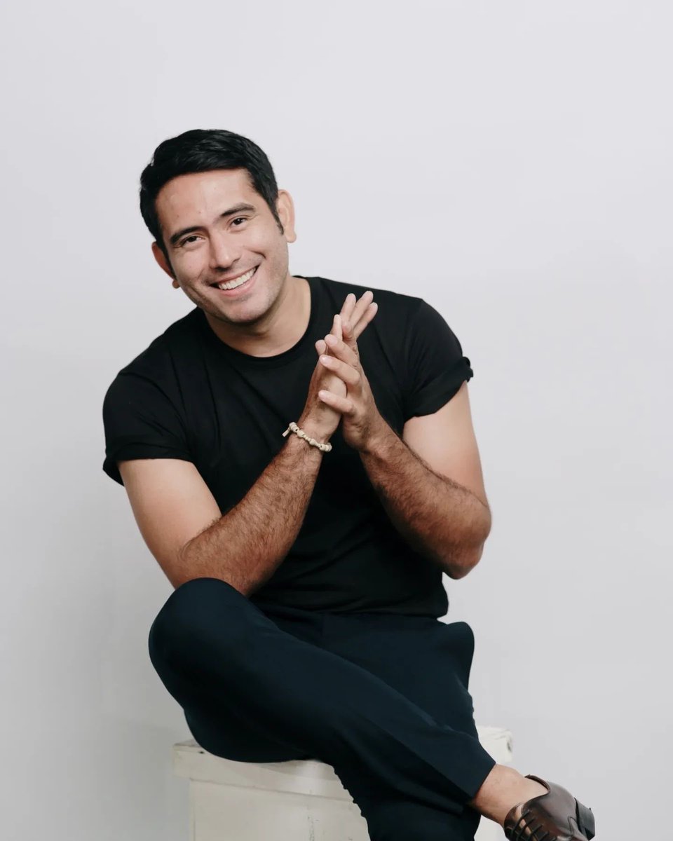 gv_for_g3rald's tweet image. 😍🤩😎
•
Gerald

Shot for @metrodotstyle for the #KapamilyaStrong2022 special. 
Photography: @erronocampo for @metrophotoforbrands
Creative direction: @theonlychookiecruz
Sittings editor: @gracelibero
Special thanks to @starmagicphils
IG: erronocampo
#KapamilyaStrong
#StarMagic