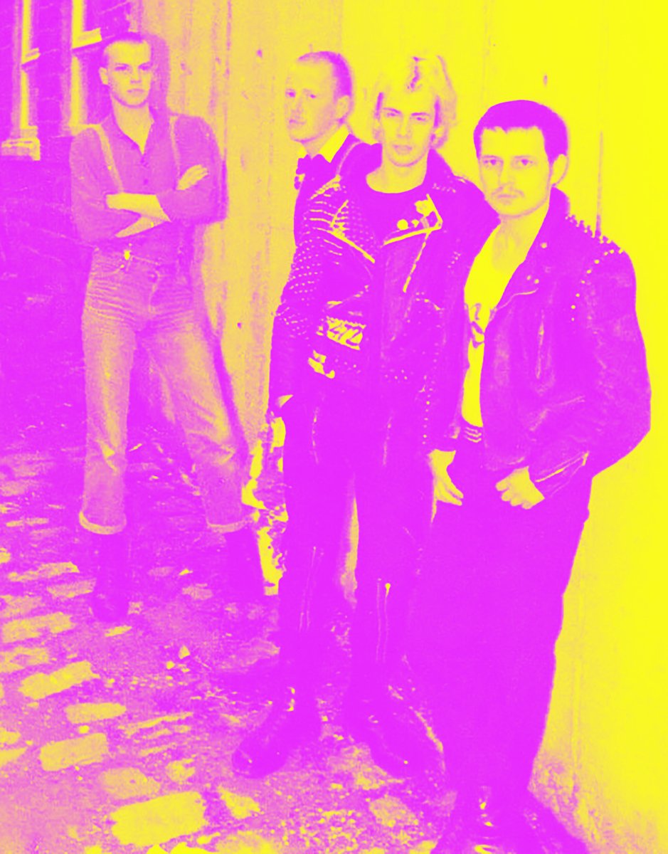 simonhearnkins1's tweet photo. This Tuesday my special guest on England's Dreaming is Mackie aka Neil McLennan from Blitz.
"Backstreet boys wear boots and braces, Razor blades and angry faces"
England's Dreaming
Tuesday 12-2pm
https://t.co/nK6sjXgC3J
@RadioWired @MusicSkinhead @skinheadsounds @GarryBushell https://t.co/5IFIT3fluz