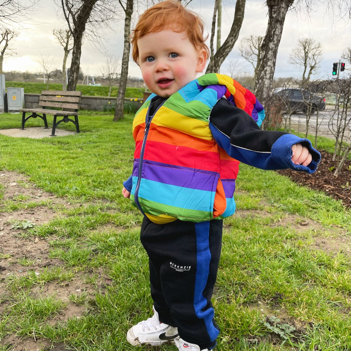 SullyandJuno's tweet photo. Noah is such a cool dude in our Rainbow padded gilet 🌈 
Ideal for spring days at the park 🌳 

https://t.co/DTBsSwUrJT https://t.co/QtfR4uhlSc