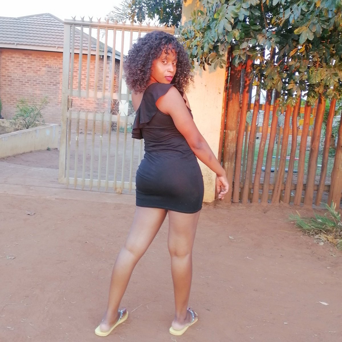 Lady Presh tweet media