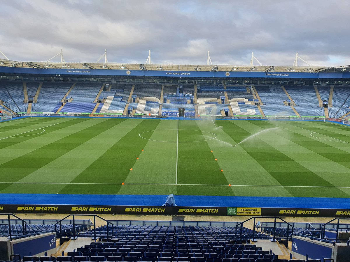 s10_ent's tweet photo. Coming up to the end of #GroundsWeek and its matchday at King Power stadium with a double cut at 21mm, mark out, goals up, ball stop nets built and track cleaned #PreppedAndReady @johnledwidge @DaleGregory10 https://t.co/ckU6UCojJJ