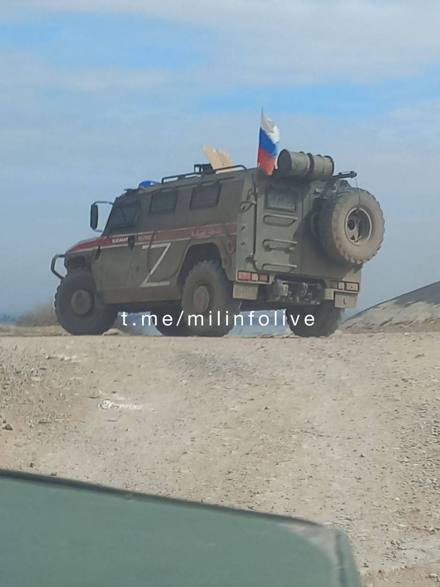 RALee85's tweet photo. Russian troops in Syria have also painted “Z” markers on their vehicles. 599/ https://t.co/0Zu9M2qtHZ