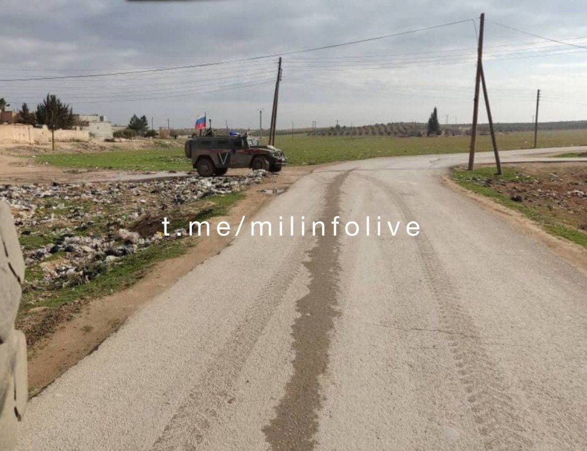 RALee85's tweet photo. Russian troops in Syria have also painted “Z” markers on their vehicles. 599/ https://t.co/0Zu9M2qtHZ