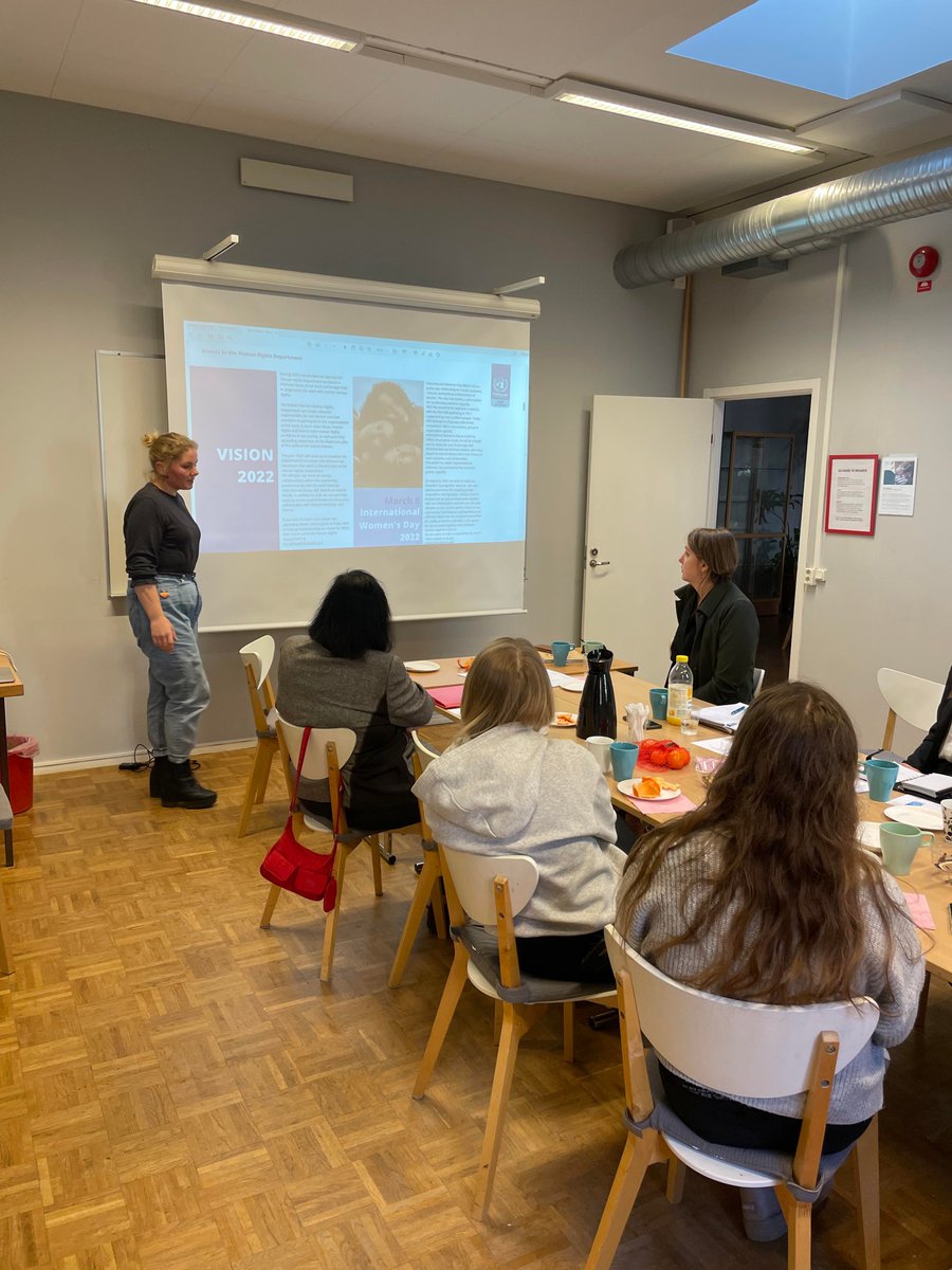 UNAmalmo's tweet photo. Hej allihopa,
I lördags, den 26/2 så valdes en ny styrelse för Malmö FN Förening. Och det är med stor glädje som jag får presentera den för er.
Alexandra Klang, valdes in som ny ordförande för föreningen. Vice-ordförande valdes Klaudia Zielenska, Josefin Schindowski sekreterare. https://t.co/RtcxetxMgO