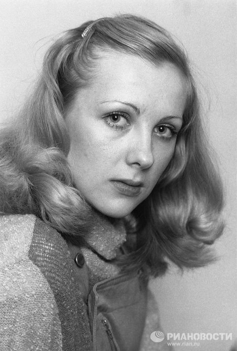 HistoryFoto's tweet image. Сегодня день рождения актрисы Елены Яковлевой. «Интердевочка», «Анкор, ещё анкор!», «Петербургские тайны», «Каменская».