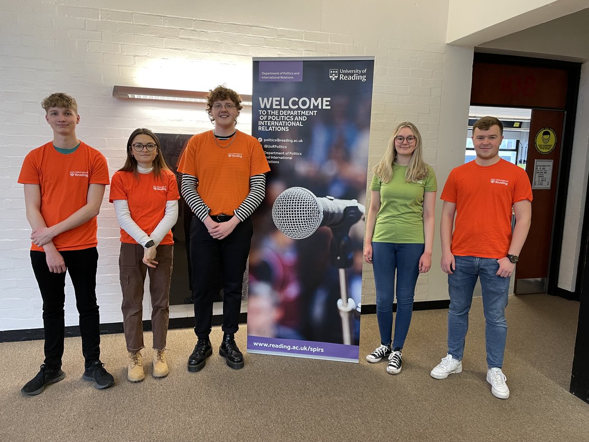 UoRPolitics's tweet photo. If you are joining us for Visit Day at @UniofReading then our friendly student ambassadors are ready to welcome you😊

They will share their experiences, tell you more about the department and will be available to answer any questions 

#UoRVisitDays https://t.co/dM4saeCmXB
