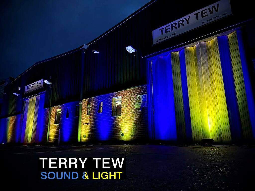 Terry Tew Sound & Light tweet media