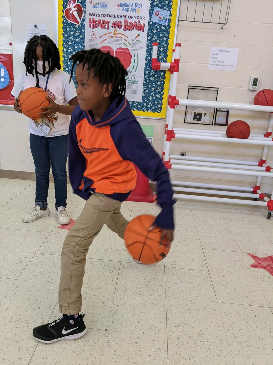 MoreheadStars's tweet photo. Shout out to one of our SuperSTAR Mr. Kight! He organized and held a phenomenal event to celebrate heart health! Hoops for Hearts was a great success- raising over $1.000 for the American Heart Association! @GaryKight @SZendle @GCSParentAcad @GCShealthandpe @GCSchoolsNC https://t.co/6TpYquKald