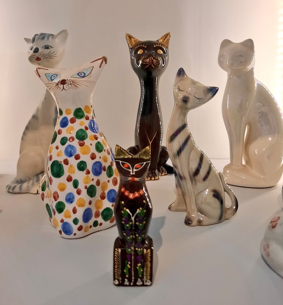 ruth_millington's tweet photo. A woman with 300 china cats in her home? Crazy lady. A man who turns them into an installation? Artist. 'Cat-tharsis’ (2016/21) by Andy Holden + inspired by his late grandmother #Caturday @WolvArtGallery https://t.co/ifCxNBJkEc