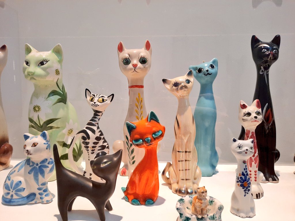 ruth_millington's tweet photo. A woman with 300 china cats in her home? Crazy lady. A man who turns them into an installation? Artist. 'Cat-tharsis’ (2016/21) by Andy Holden + inspired by his late grandmother #Caturday @WolvArtGallery https://t.co/ifCxNBJkEc