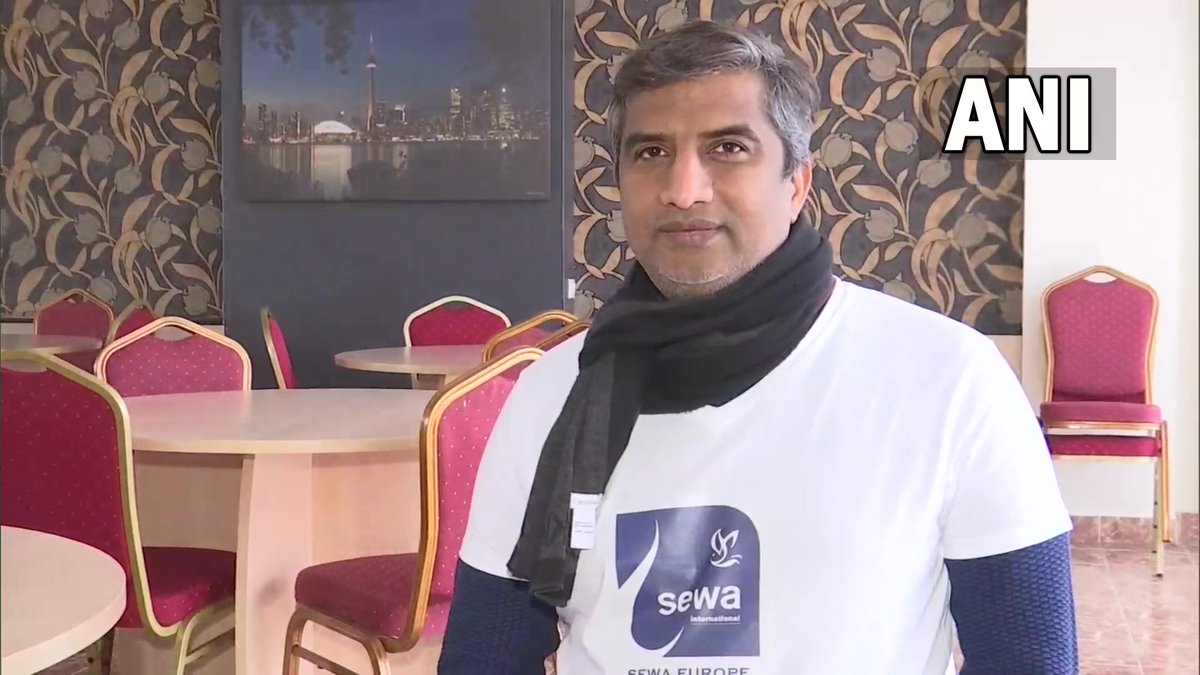 ANI's tweet photo. Vinod B Pillai from Sewa International Europe has been helping people across #Ukraine with food & shelter.
"We've volunteers in different cities who are helping everyone including Indians. Over 30,000 people including Indians have been supported so far," he said https://t.co/X7lzCcWFR8