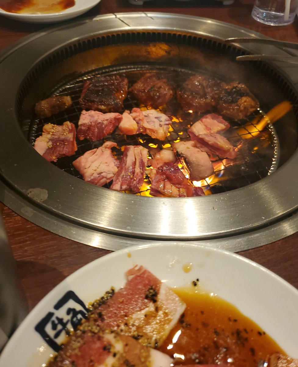 furipotato's tweet photo. 焼肉きたー！！！！！！ https://t.co/72nNzkK6y9