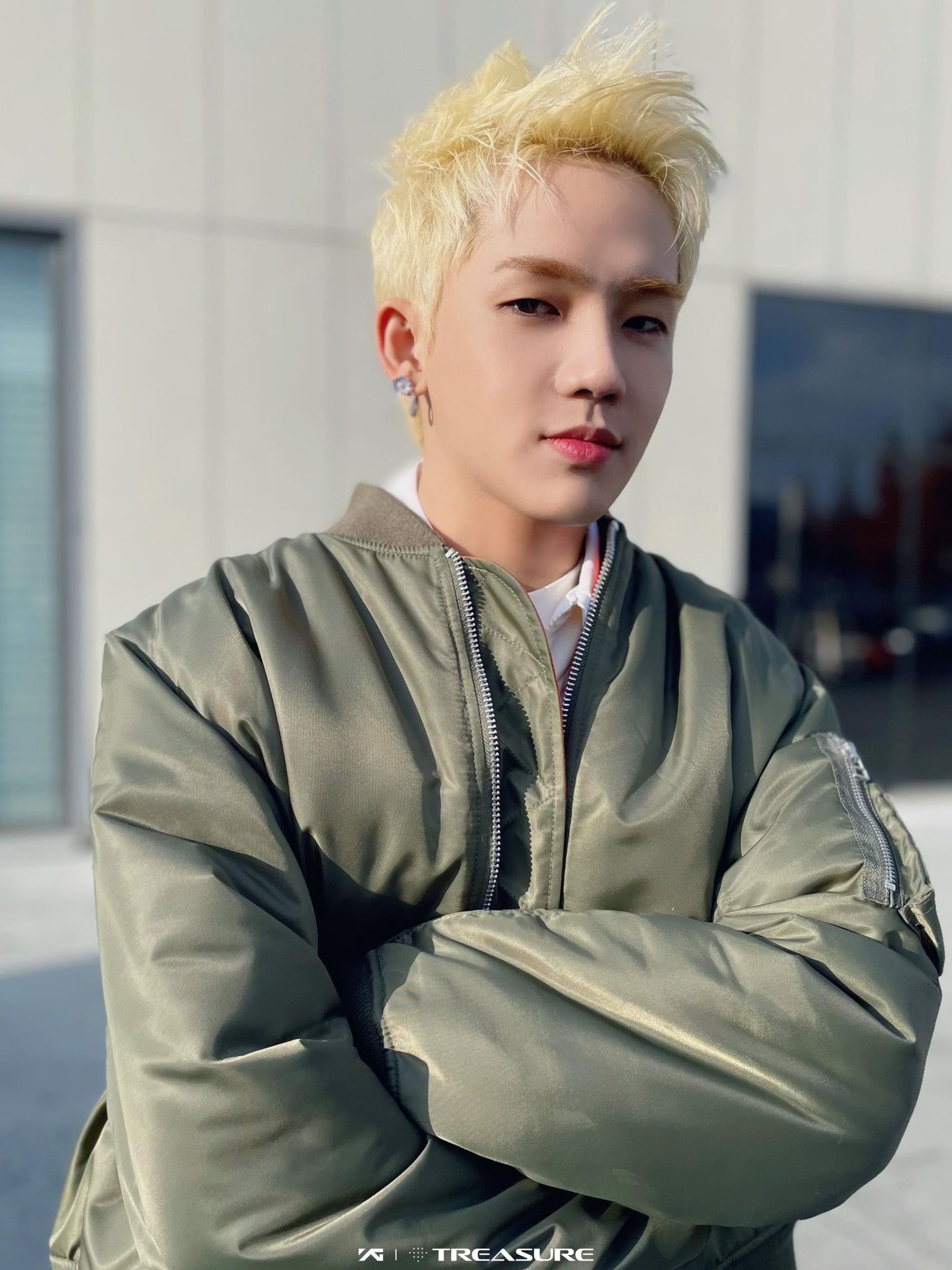 FNFQkrcVgAUZ-nv?format=jpg&name=large