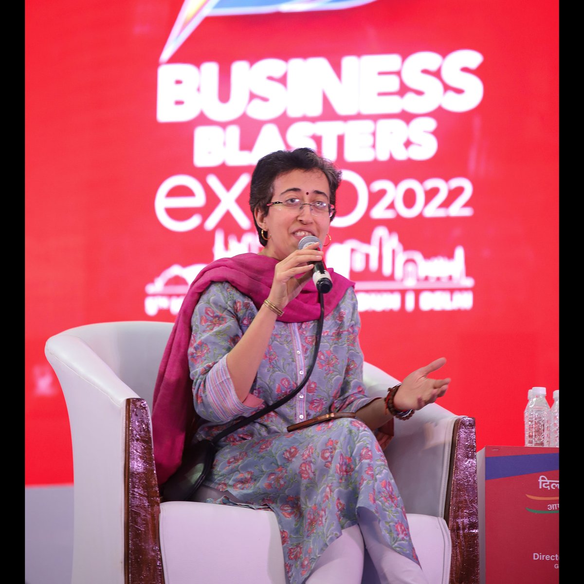 EMCCLASS's tweet photo. Honourable MLA Ms Atishi leading the conversation around 'Potential of Business Blasters &amp; Way Forward' to boost the spirits of our budding entrepreneurs.

#BBExpo #EMC #BBCoach @BB_official2021 @AamAadmiParty @msisodia @AtishiAAP @UdhyamOrg @SapnaYadav_EMC #Entrepreneurs https://t.co/2rWqMJxED0