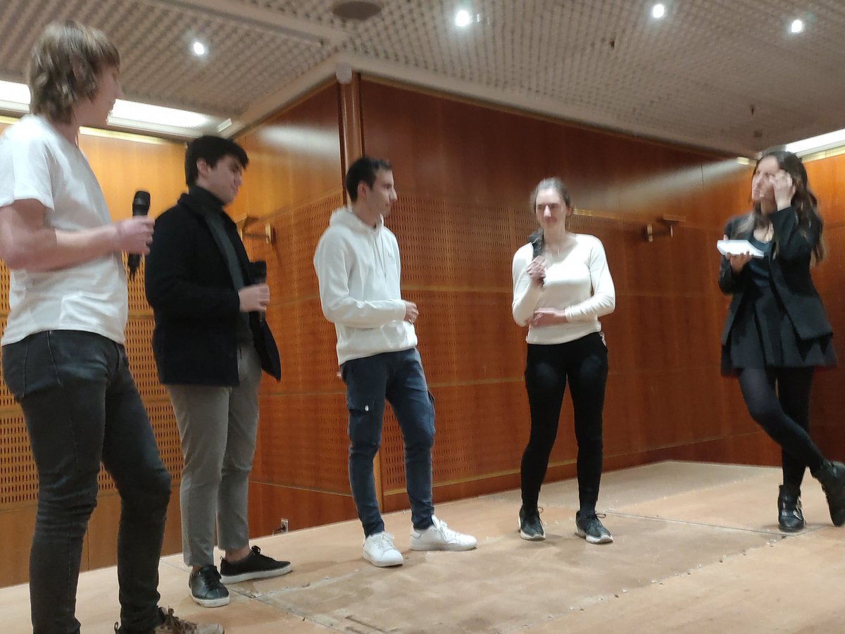 msa_actu's tweet image. #APJ2022 | 1er prix 18 - 22 ans
📱Topic 📱(soutenu par @msaprovenceazur)
10 jeunes ont développé une application pour permettre aux autres jeunes qui portent des initiatives citoyennes de les valoriser. @topic_app

➡️topicapp.fr